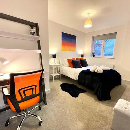 Bright & Cosy One Bedroom Apartment - 2 Beds - Perfect Base In Bishop'S Stortford Luaran gambar