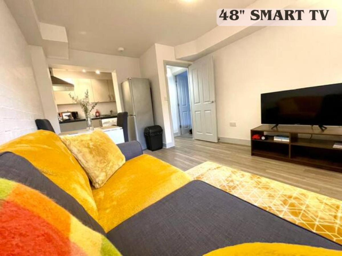 Bright & Cosy One Bedroom Apartment - 2 Beds - Perfect Base In Bishop'S Stortford Luaran gambar